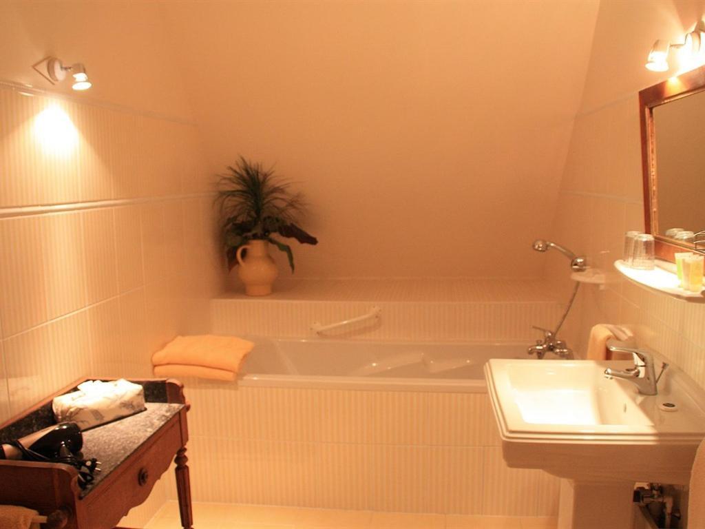 Le Chateau D'Osthoffen Kamer foto
