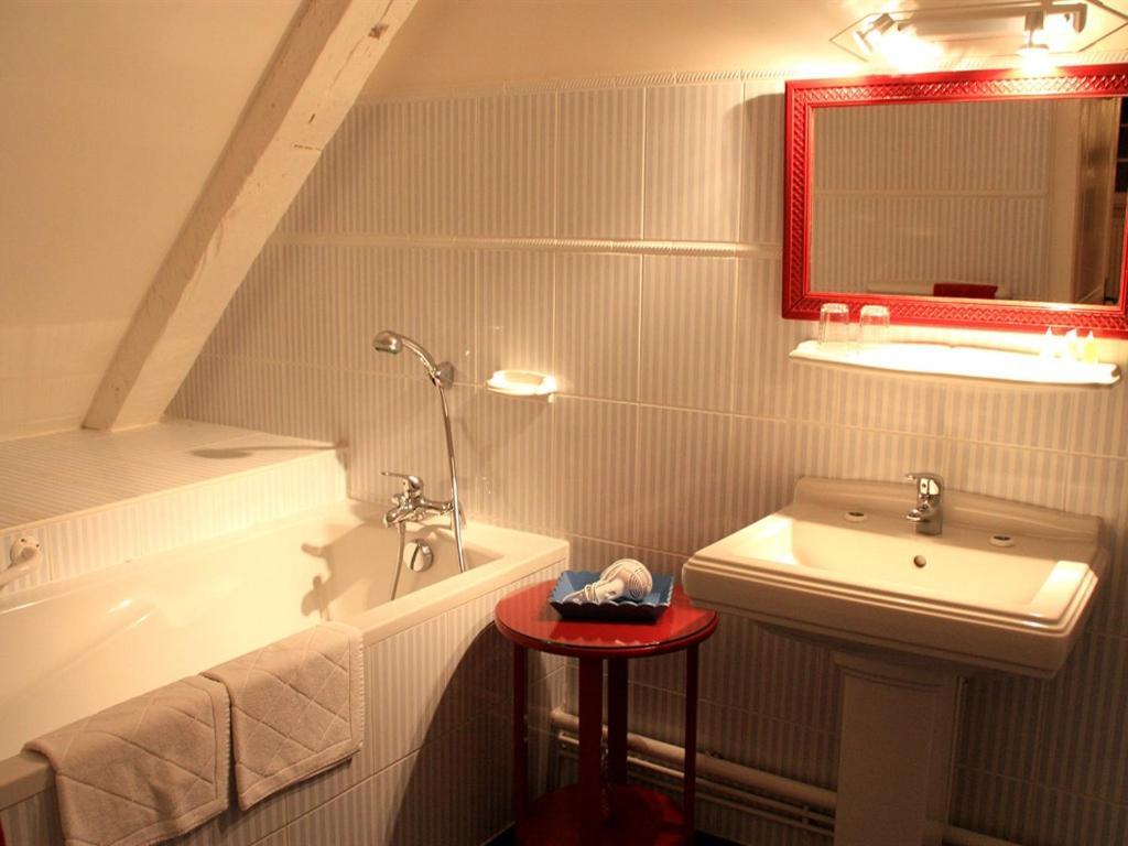 Le Chateau D'Osthoffen Kamer foto